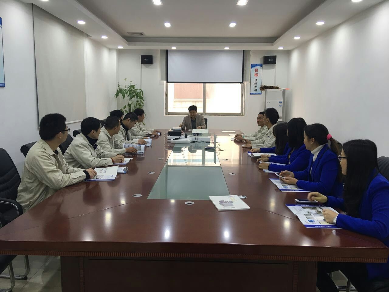 চীন Dongguan Jintong Plastic Machinery Co., Ltd. সংস্থা প্রোফাইল