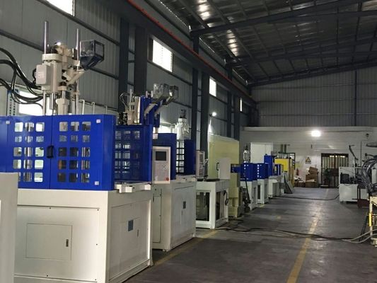 45T রোটারি উল্লম্ব ইনজেকশন ছাঁচনির্মাণ মেশিন 9kW সঙ্গে 45mm ইজেক্টর স্ট্রোক